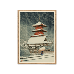 Snow at Tosho Shrine